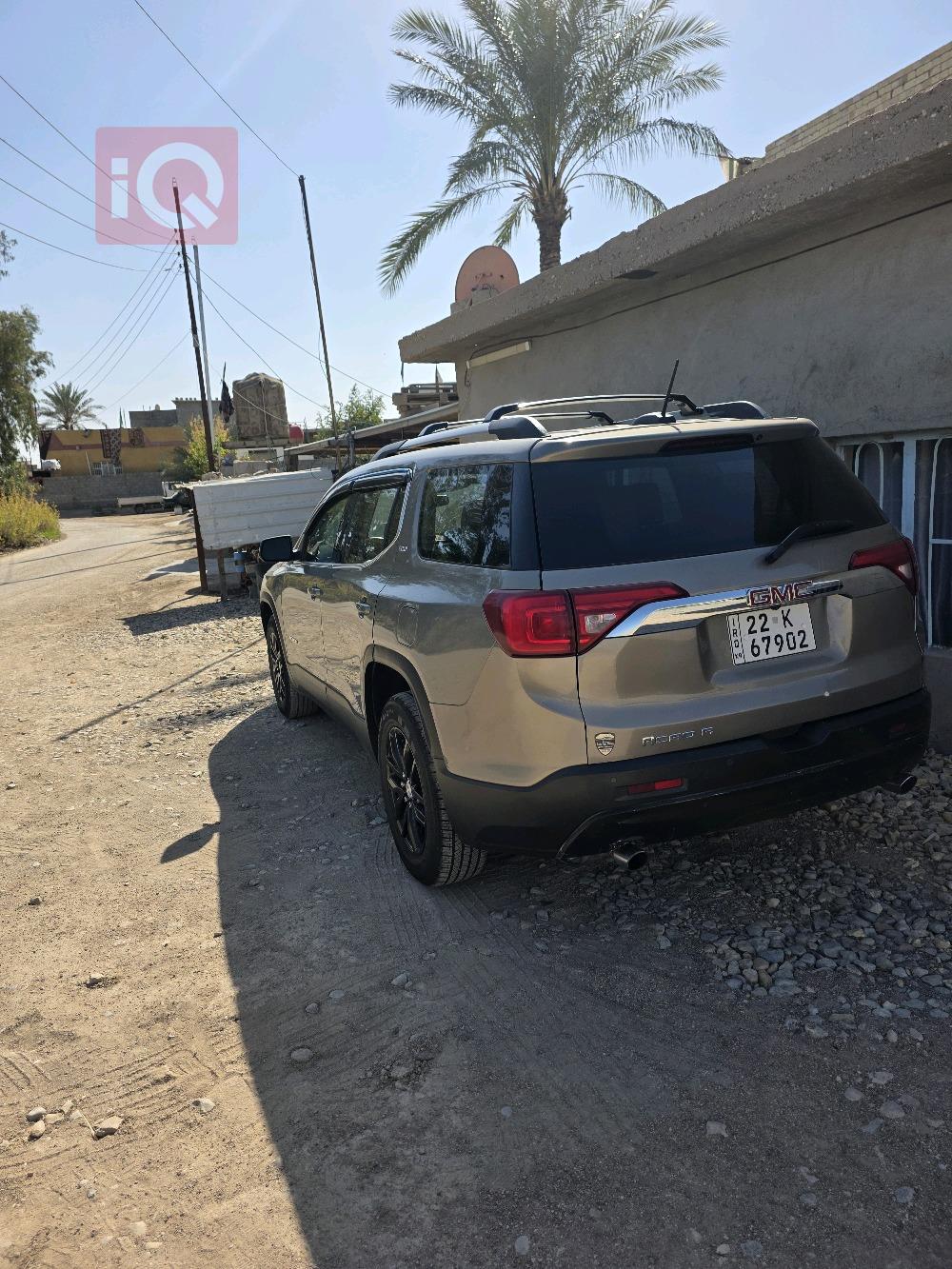 جي ام سي اكاديا